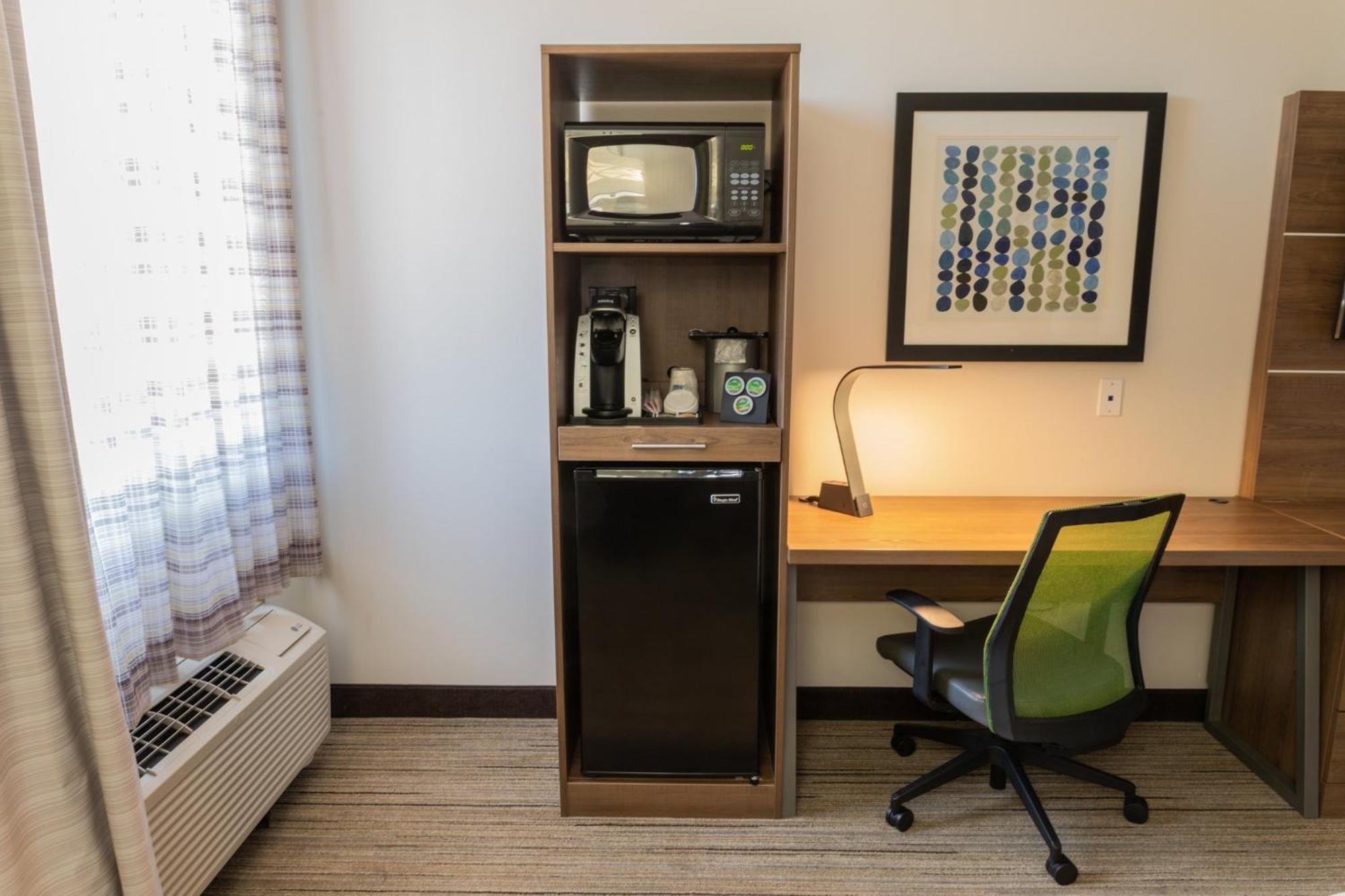 Express - By Ihg Grand Island